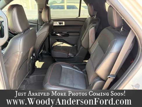 Used 2023 Ford Explorer ST-Line w/ Class IV Trailer Tow Package RWD image 9