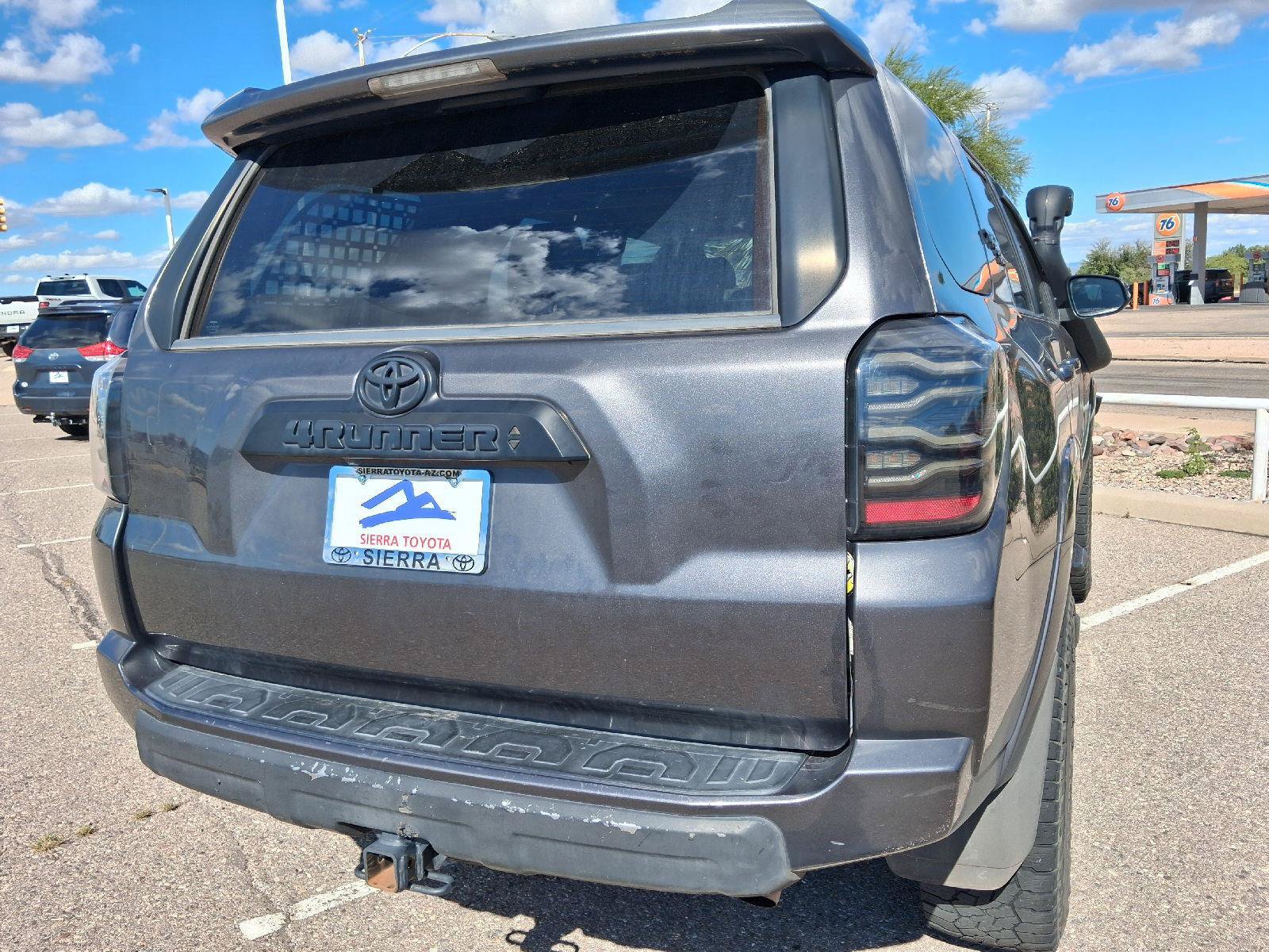 Used 2022 Toyota 4Runner TRD Off-Road Premium w/ Moonroof Package AWD/4WD image 12