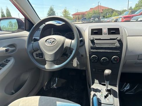 Used 2009 Toyota Corolla FWD image 8