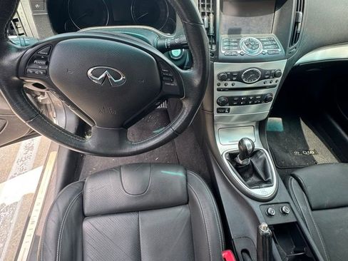Used 2015 INFINITI Q60 Sport RWD image 20