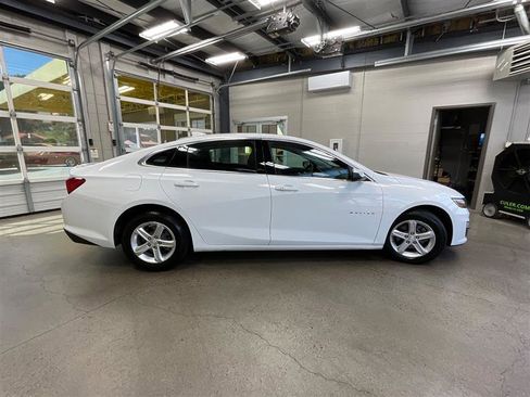 Used 2023 Chevrolet Malibu LT FWD image 6