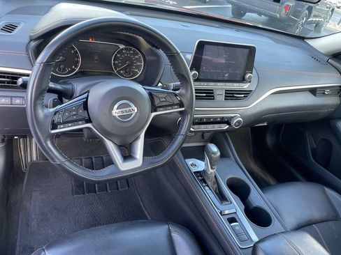 Used 2021 Nissan Altima 2.5 SR w/ SR Premium Package AWD/4WD image 11