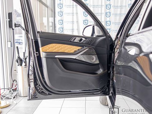 Used 2021 BMW X5 M w/ Competition Package image 32