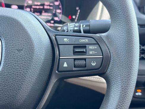 Used 2024 Honda Accord EX image 28