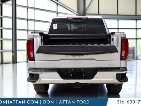 Used 2021 GMC Sierra 1500 SLT w/ SLT Convenience Package AWD/4WD image 25