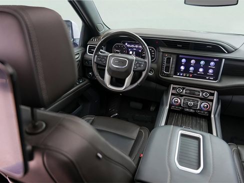Used 2021 GMC Yukon Denali image 31