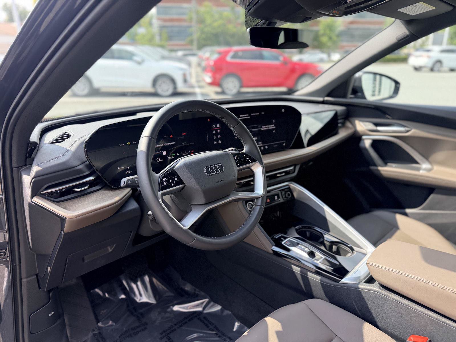 Certified 2025 Audi Q5 Premium w/ Convenience Package AWD/4WD image 12
