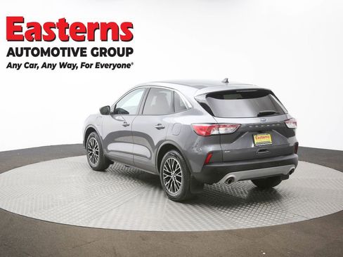 Used 2022 Ford Escape SE w/ Cold Weather Package FWD image 62