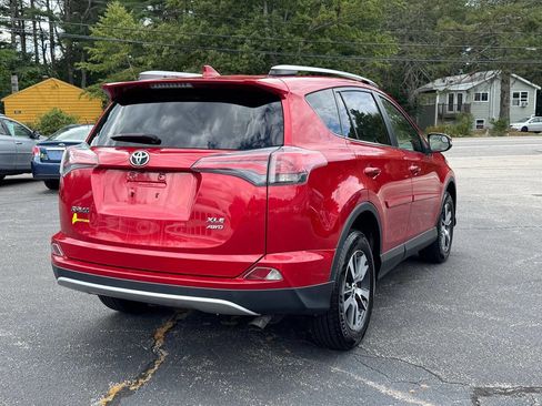 Used 2016 Toyota RAV4 XLE image 4