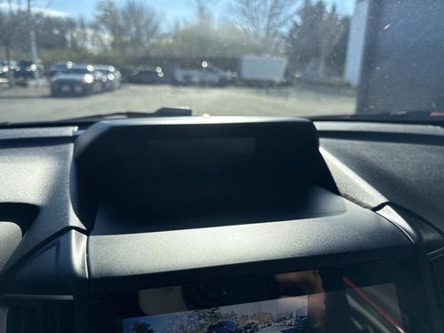 Used 2021 Subaru Forester Limited image 27