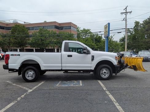 Used 2022 Ford F250 XL w/ Power Equipment Group AWD/4WD image 5