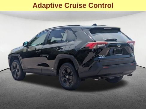Used 2025 Toyota RAV4 XLE AWD/4WD image 7