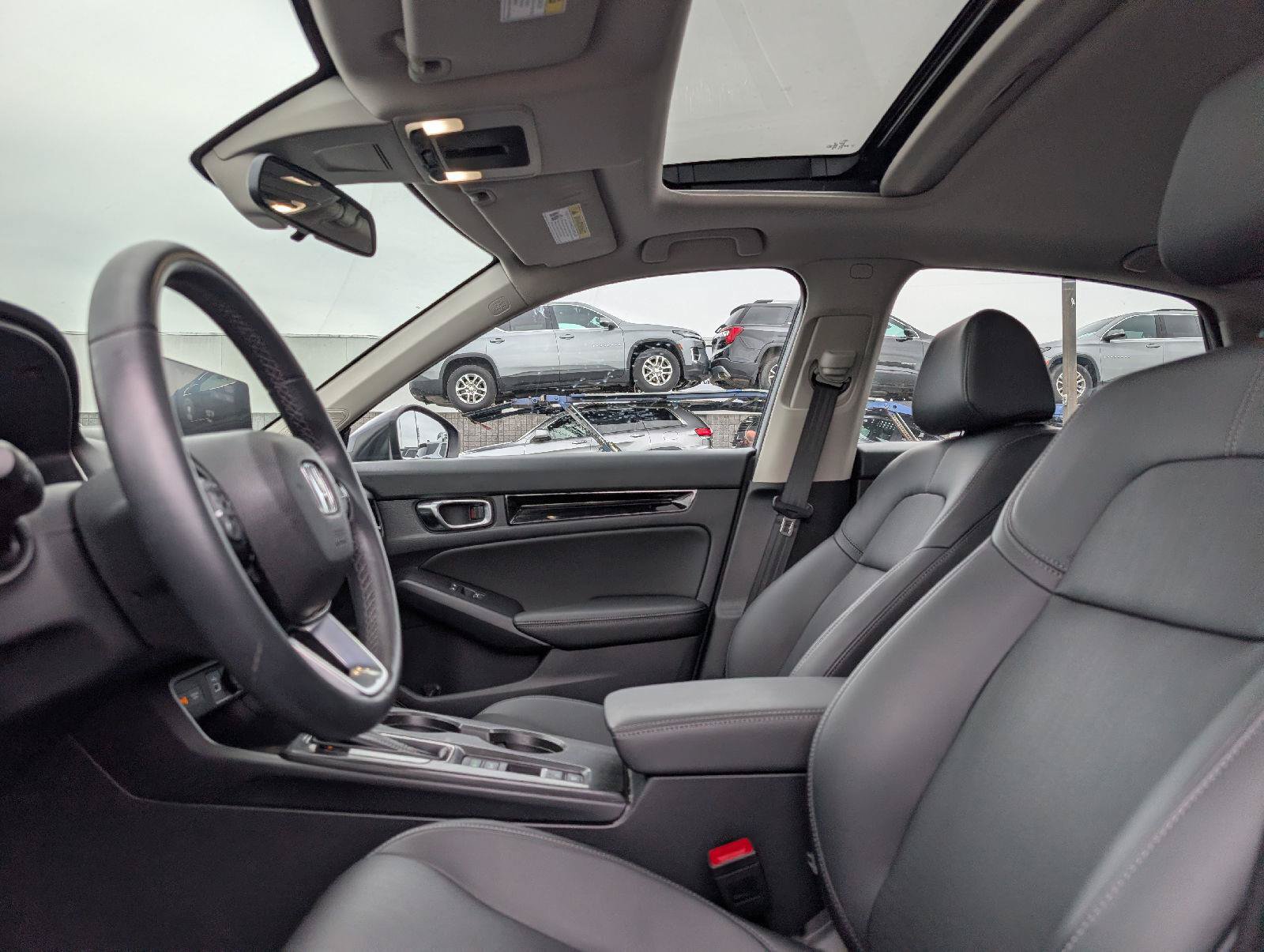 Used 2024 Honda Civic EX-L image 9
