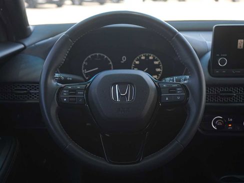 Used 2024 Honda HR-V Sport image 16
