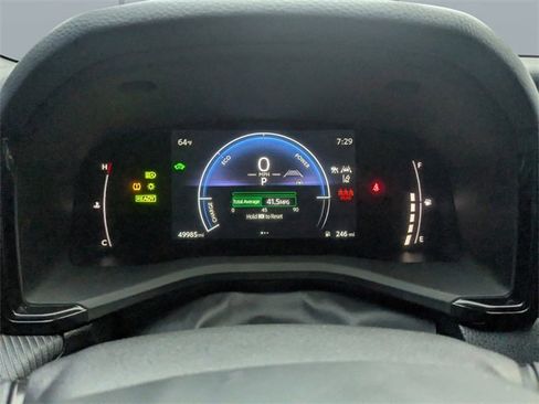 Used 2025 Toyota Camry SE image 28