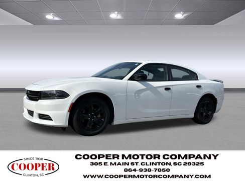 Used 2023 Dodge Charger SXT image 2