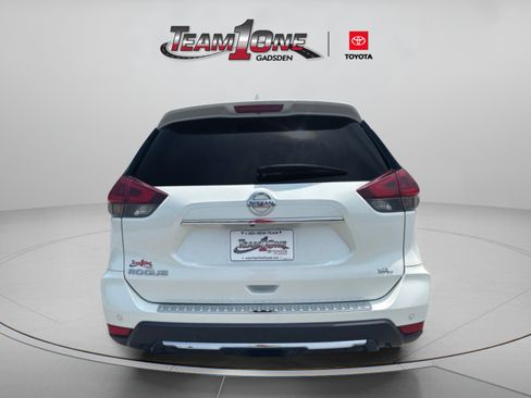 Used 2020 Nissan Rogue SL w/ Premium Package FWD image 6