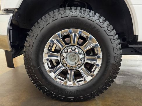 Used 2018 Ford F250 Lariat w/ Chrome Package AWD/4WD image 52