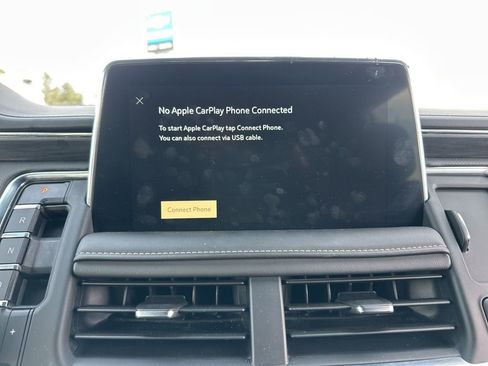 Used 2023 GMC Yukon SLT image 44