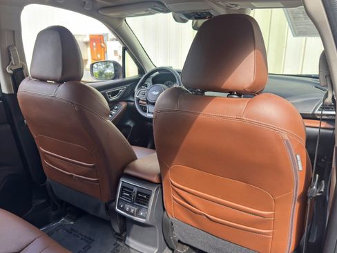 Used 2019 Subaru Forester Touring w/ Popular Package #3 AWD/4WD image 39