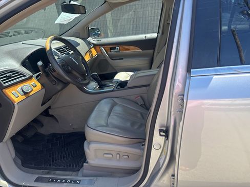 Used 2013 Lincoln MKX AWD image 10