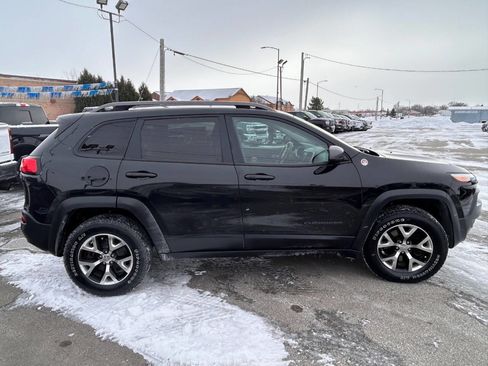Used 2016 Jeep Cherokee Trailhawk w/ Leather Interior Group image 3