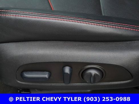 Used 2023 Chevrolet Equinox RS w/ RS Leather Package image 34