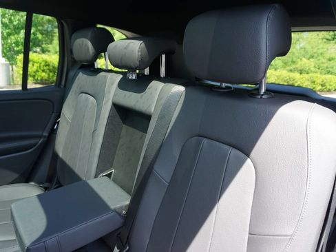 Certified 2025 Mercedes-Benz GLB 250 image 43