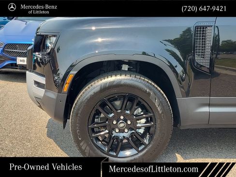 Used 2025 Land Rover Defender 110 S AWD/4WD image 9