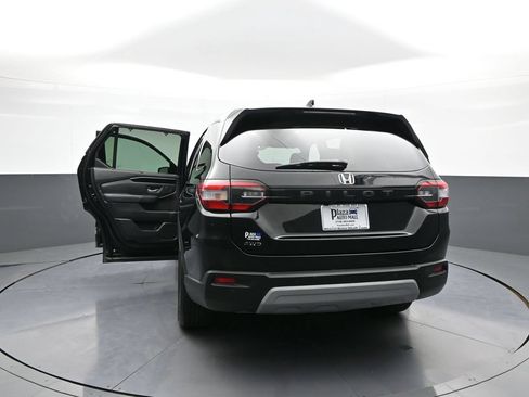 Certified 2023 Honda Pilot EX-L image 49