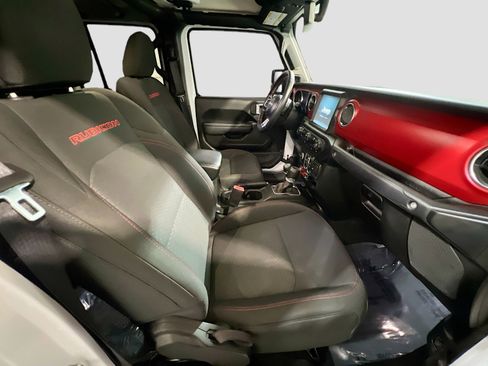 Used 2022 Jeep Gladiator Rubicon image 19