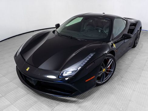 Certified 2019 Ferrari 488 GTB RWD image 2