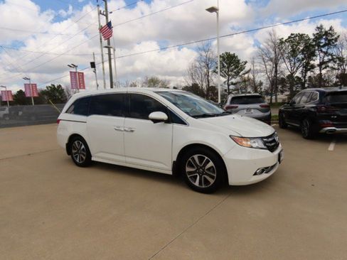 Used 2016 Honda Odyssey Touring image 6