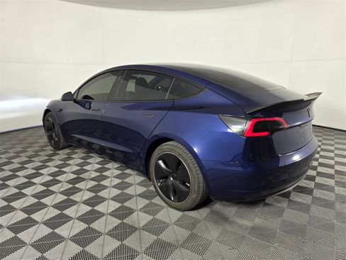 Used 2018 Tesla Model 3 Mid Range image 7