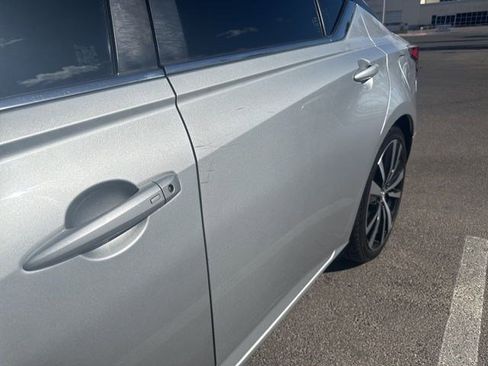 Used 2019 Nissan Altima 2.5 SR FWD image 7