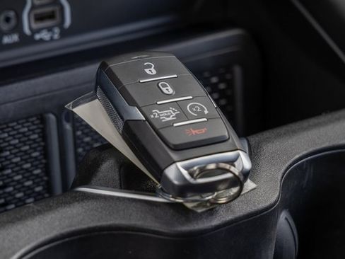 Used 2025 RAM 2500 Laramie image 24