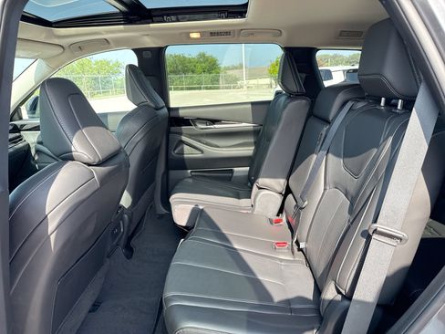 Used 2025 INFINITI QX60 Pure FWD image 24