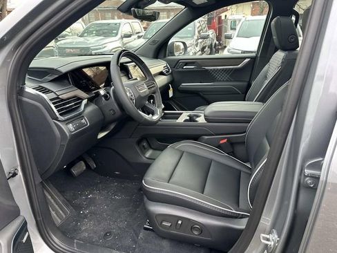 New 2026 GMC Acadia Denali w/ Super Cruise Package FWD image 9