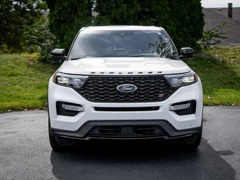 Used 2021 Ford Explorer ST w/ Equipment Group 401A AWD/4WD image 2