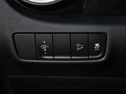 Used 2023 Hyundai Kona SEL image 19