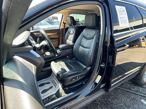 Used 2019 Cadillac XT5 Luxury image 22