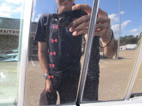 Used 2017 Ford Escape SE image 36