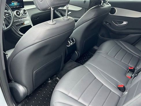 Used 2022 Mercedes-Benz GLC 300 4MATIC image 13