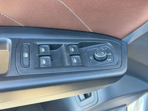 Certified 2021 Volkswagen Atlas SEL Premium image 21