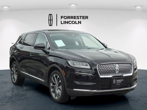 Used 2023 Lincoln Nautilus Reserve w/ Class II Trailer Tow Package AWD/4WD image 1