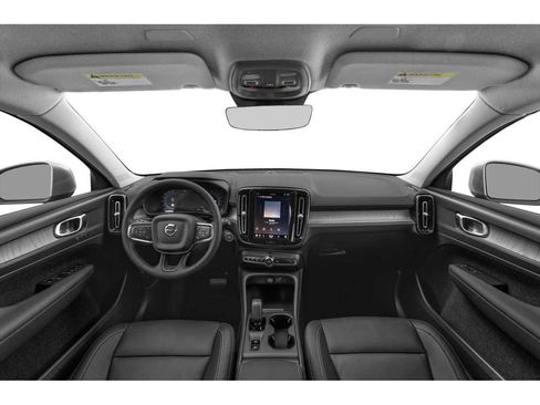 Used 2023 Volvo XC40 B5 Plus w/ Driver Assist Package AWD/4WD image 8