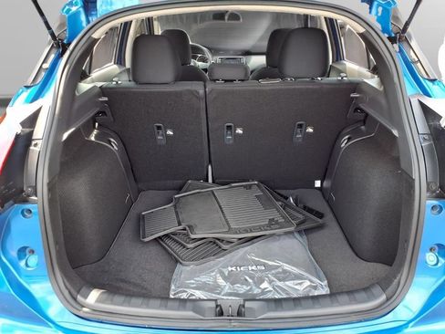 Used 2025 Nissan Kicks Play S FWD image 27