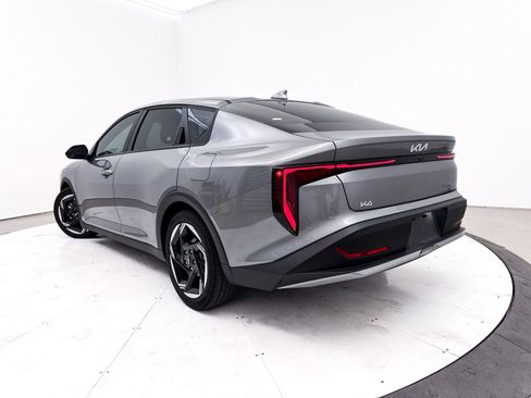 Certified 2025 Kia K4 EX image 2