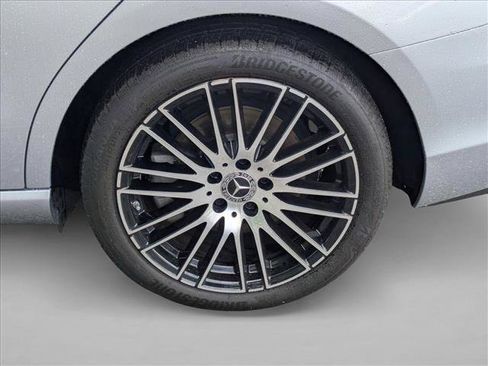 Certified 2024 Mercedes-Benz C 300 Sedan image 9