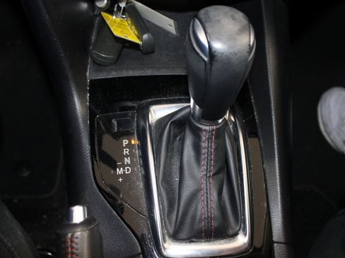 Used 2016 MAZDA MAZDA3 i Touring image 26